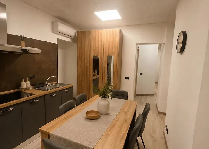 Morena Konukevi 4*